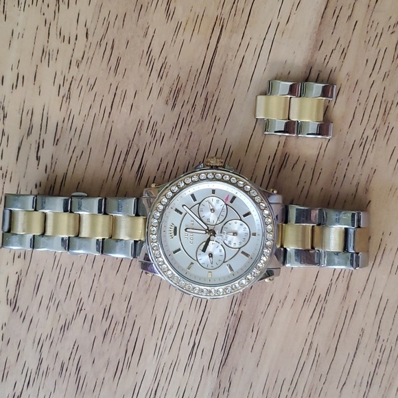 JUICY COUTUREPedigree Women's Fashion Watch - Picture 5 of 8